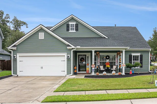 $430,000 | 8438 Middle River Way, North Charleston, SC 29420