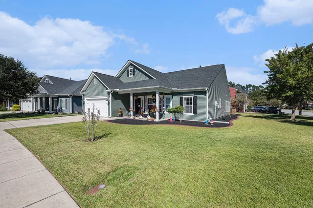 $430,000 | 8438 Middle River Way, North Charleston, SC 29420
