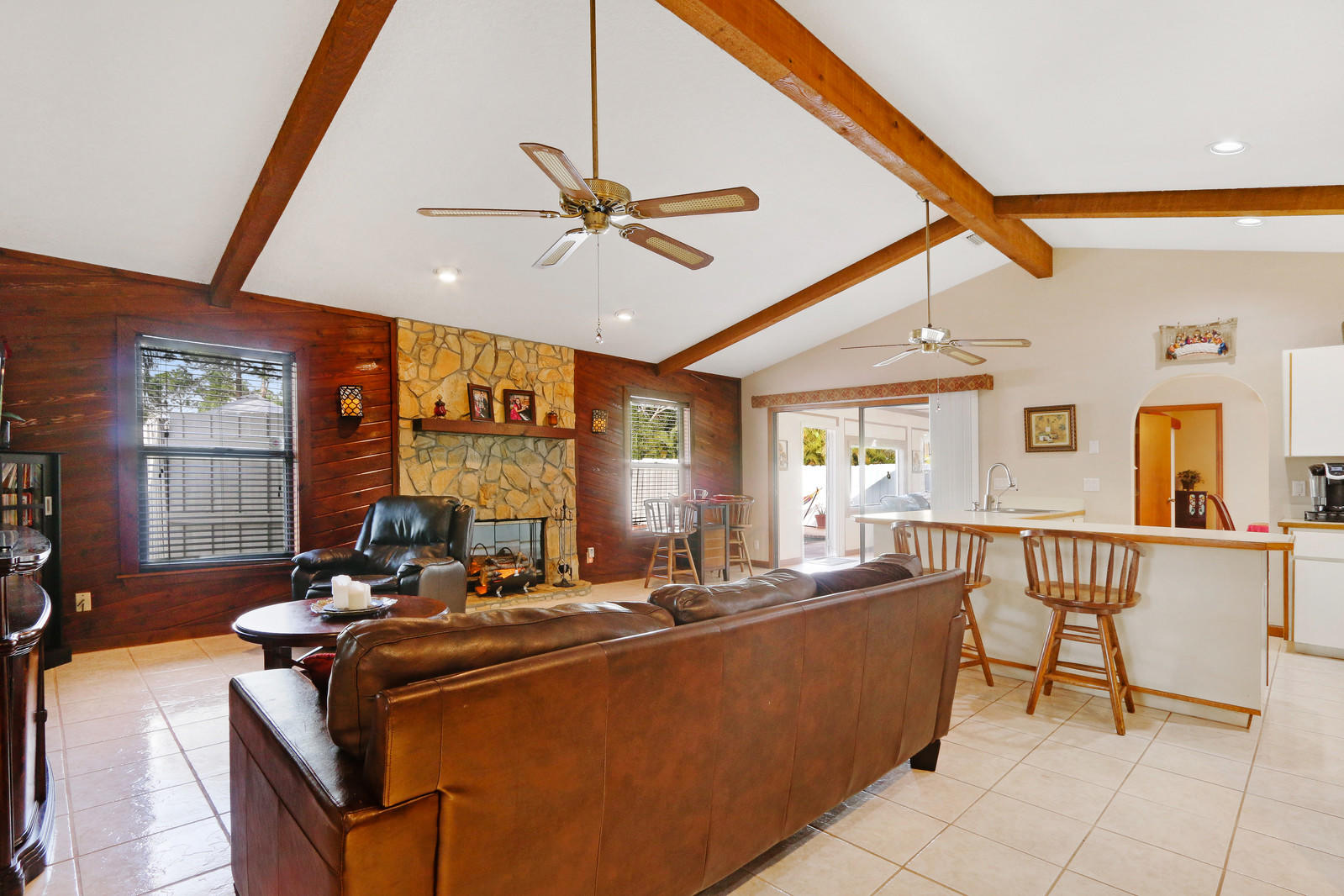 12335 165th Road North Jupiter, FL 33478 - Photo 11 of 25 Living Room