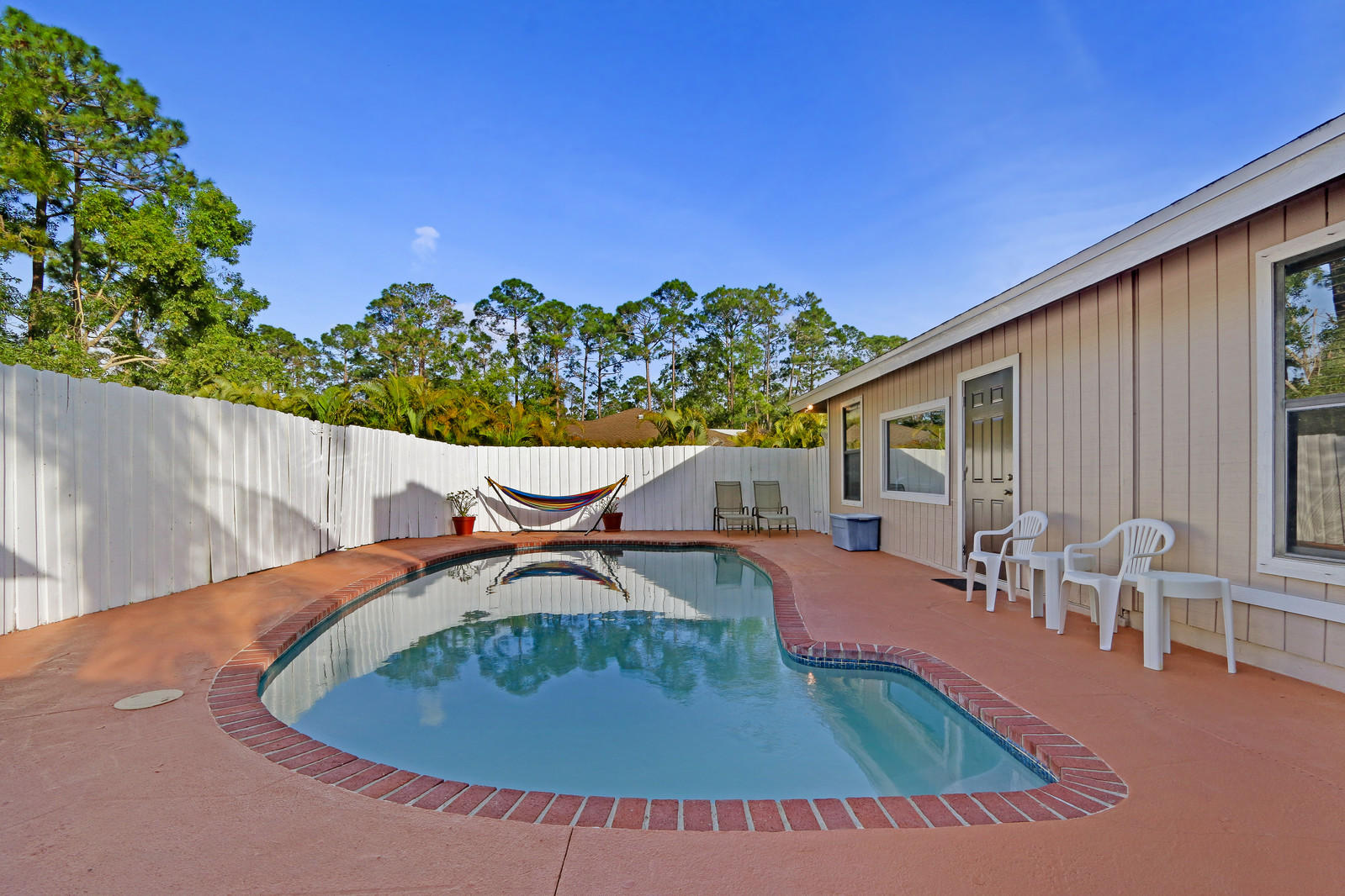 12335 165th Road North Jupiter, FL 33478 - Photo 22 of 25 Pool