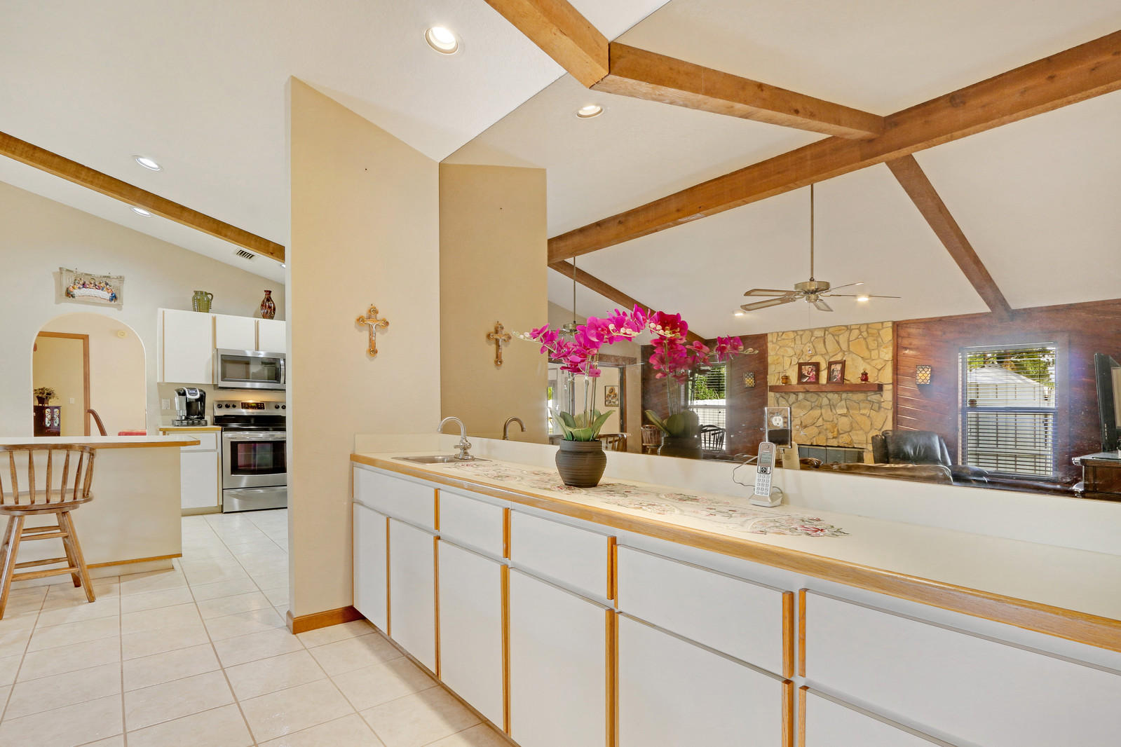 12335 165th Road North Jupiter, FL 33478 - Photo 10 of 25 Wet Bar