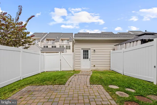 $570,000 | 621 Magnolia Court, Kennett Square, PA 19348