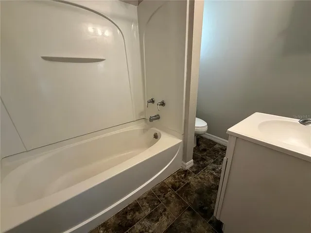 $1,450 | 18 East Golf Links Avenue, Eustis, FL 32726