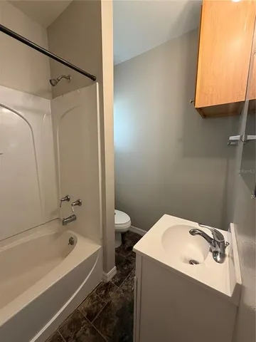 $1,450 | 18 East Golf Links Avenue, Eustis, FL 32726