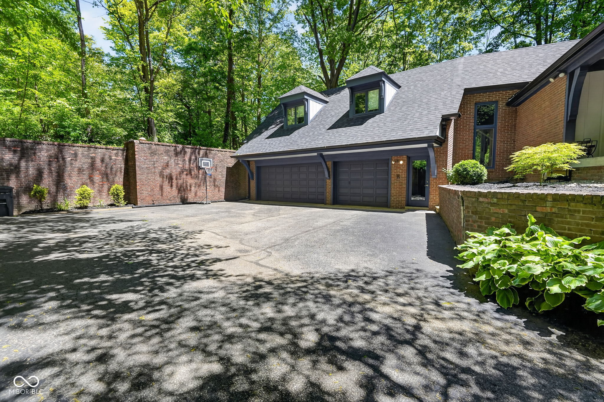 845 Sugarbush Ridge Zionsville, IN 46077 - Photo 3 of 45
