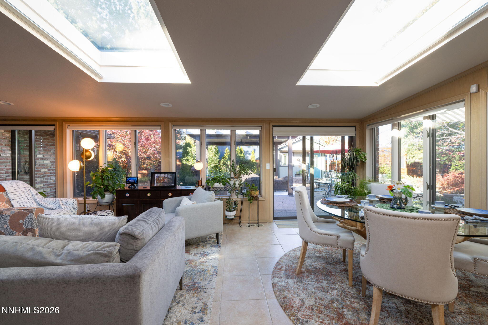 1435 Huntington Circle Reno, NV 89509 - Photo 14 of 31 49-web-or-mls-1435 Huntington-40