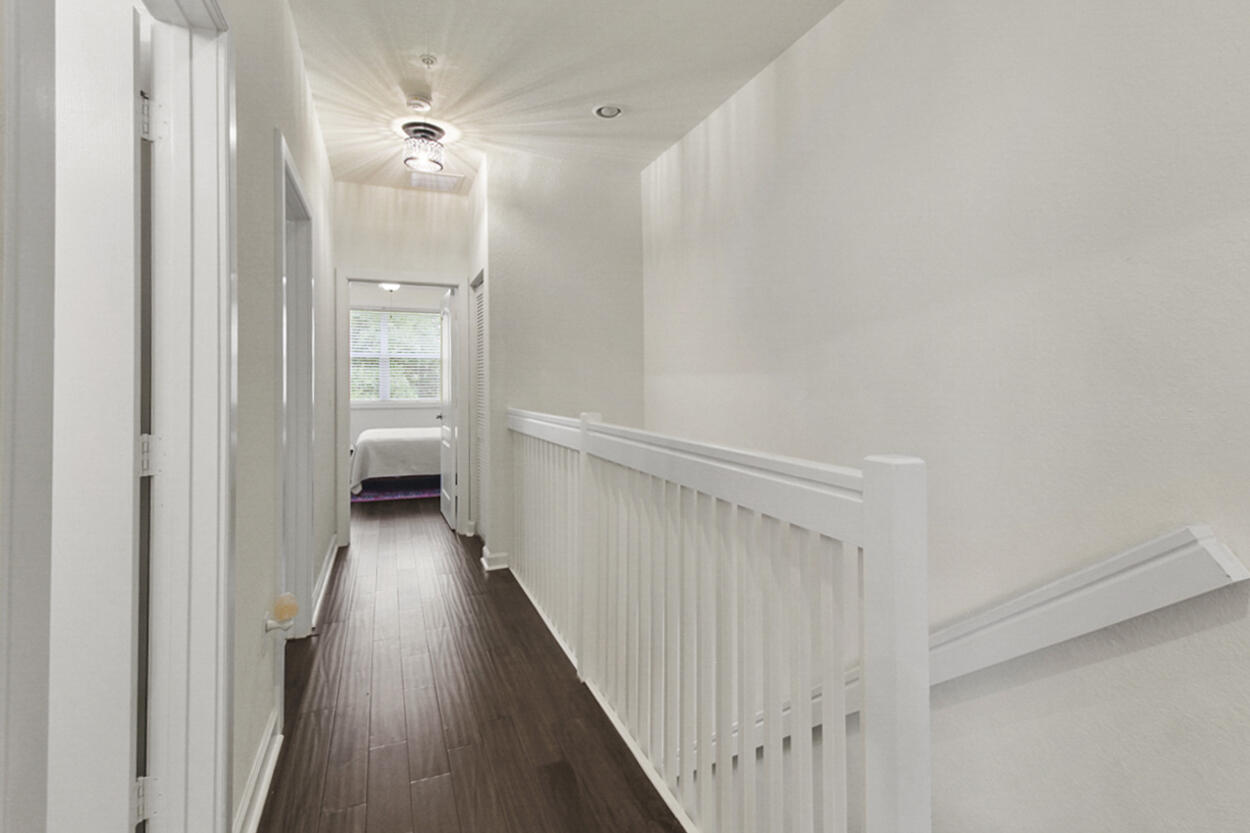 9582 Southwest Purple Martin Way Stuart, FL 34997 - Photo 11 of 23 IMG_7708