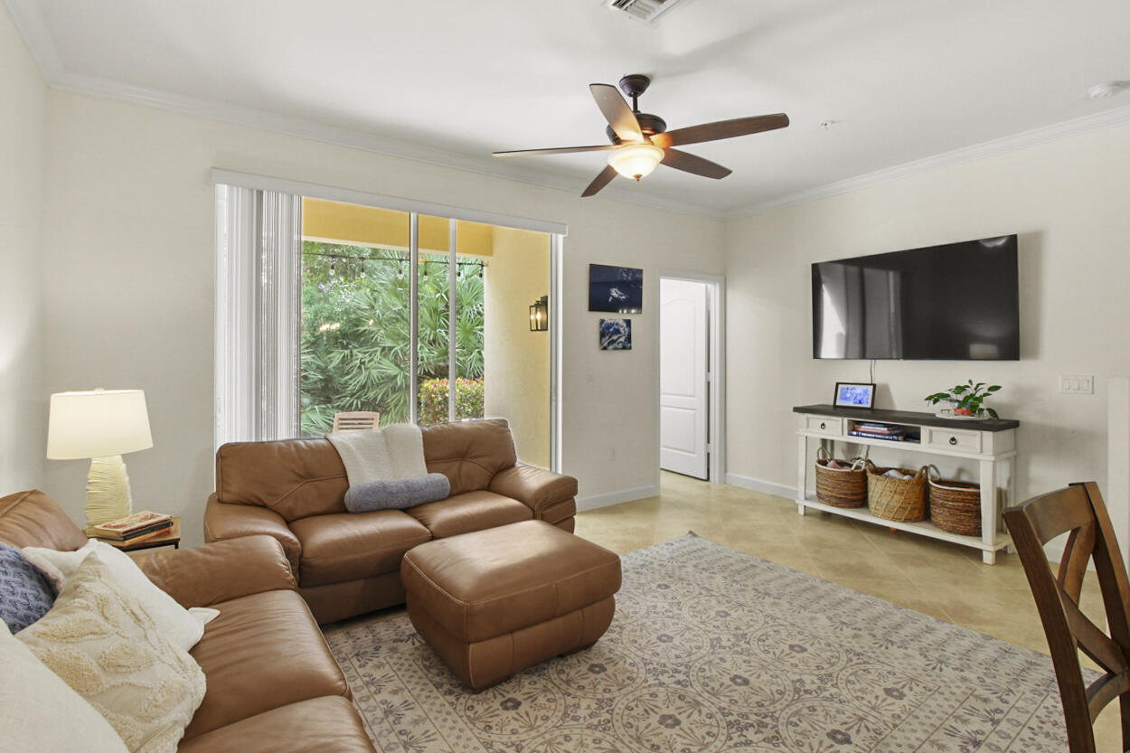 9582 Southwest Purple Martin Way Stuart, FL 34997 - Photo 7 of 23 IMG_7688 2