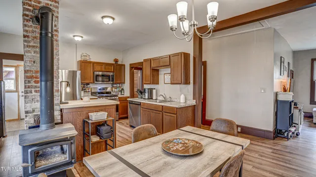 $235,000 | 524 Carolina Avenue, Erwin, TN 37650