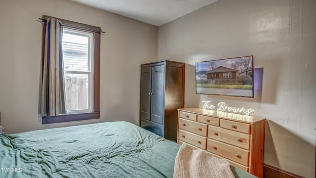 $235,000 | 524 Carolina Avenue, Erwin, TN 37650