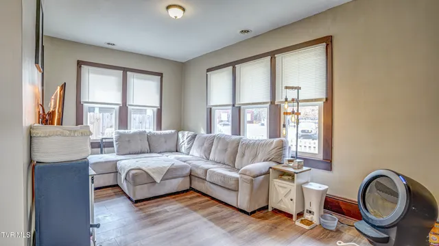 $235,000 | 524 Carolina Avenue, Erwin, TN 37650