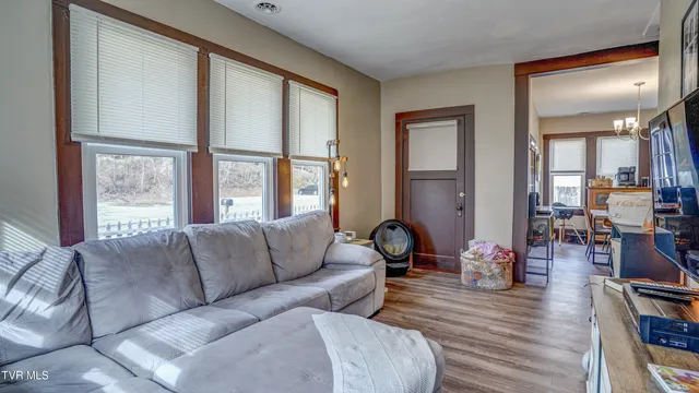 $235,000 | 524 Carolina Avenue, Erwin, TN 37650