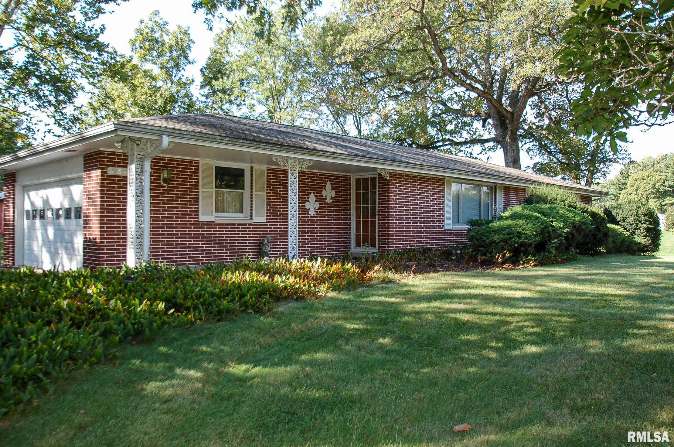 10610 West Lancaster Road Mapleton, IL 61547 - Photo 1 of 39