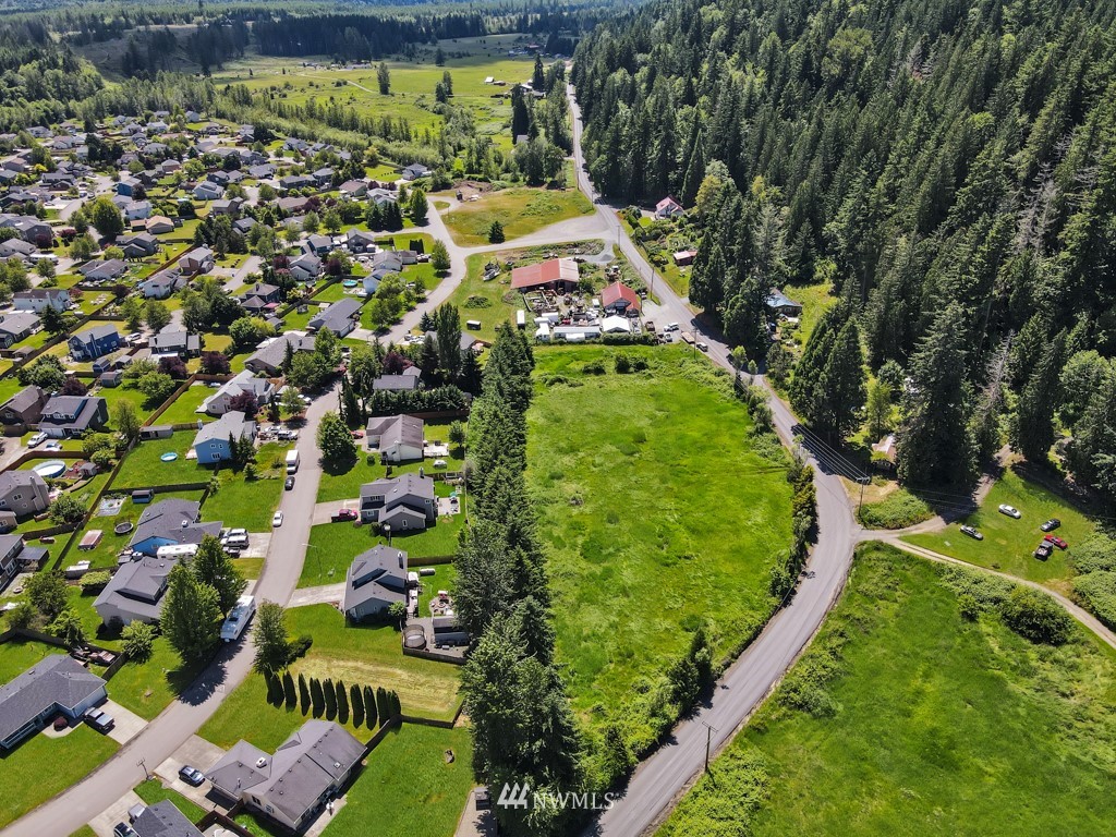 15215 Larson Loss Road East Buckley, WA 98321 - Photo 4 of 9 Gallery Image 4