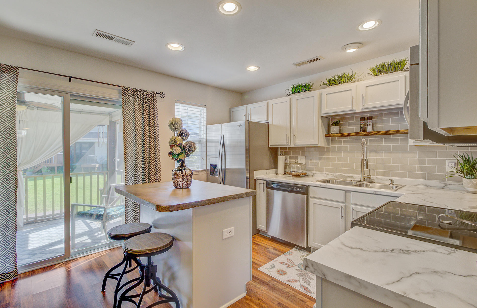 417 Doane Way Wando, SC 29492 - Photo 12 of 28 12