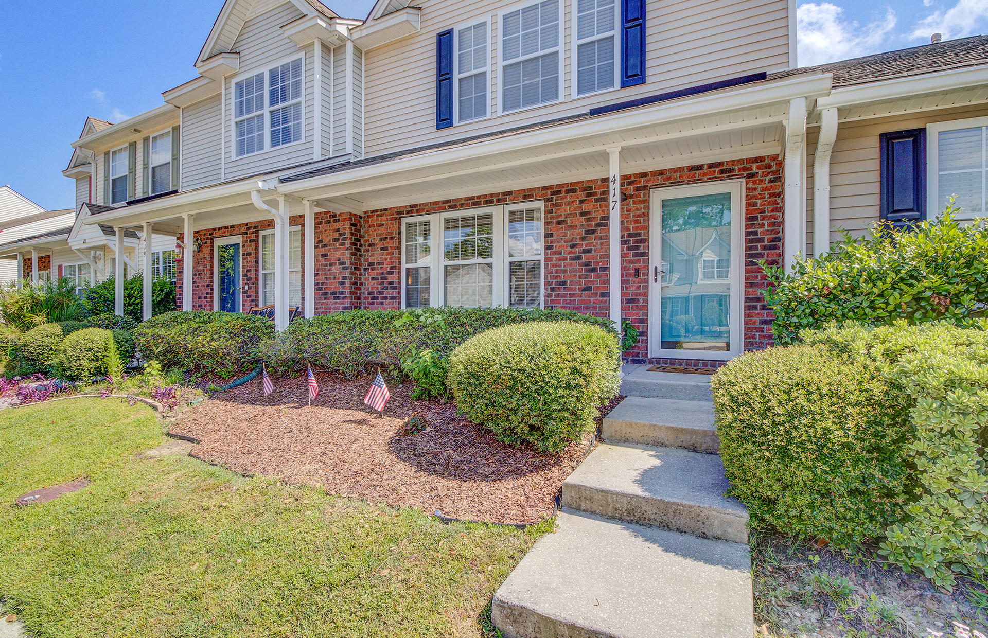 417 Doane Way Wando, SC 29492 - Photo 4 of 28 4