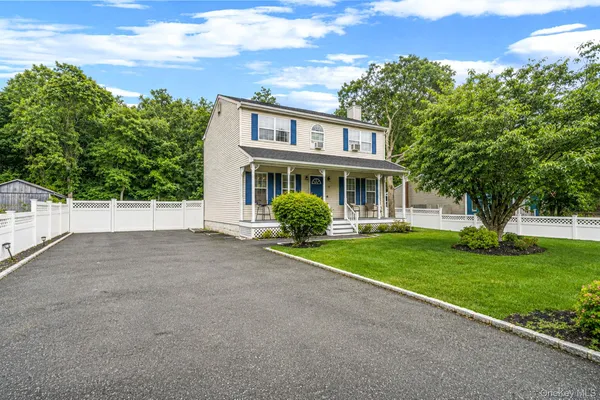 $599,990 | 19 Golden Gate Drive, Shirley, NY 11967