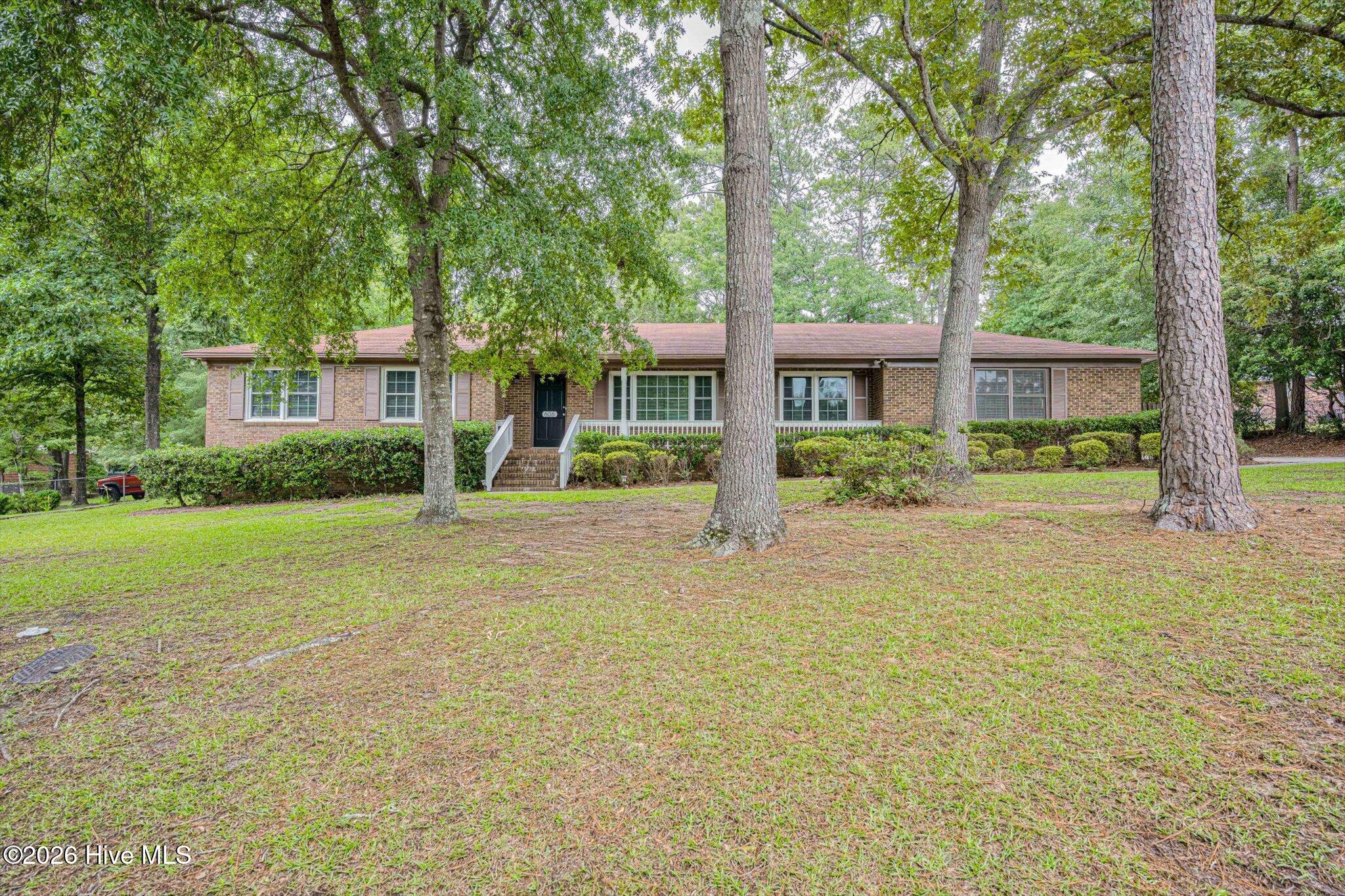 606 Cardinal Drive Aiken, SC 29803 - Photo 1 of 40 02-002-