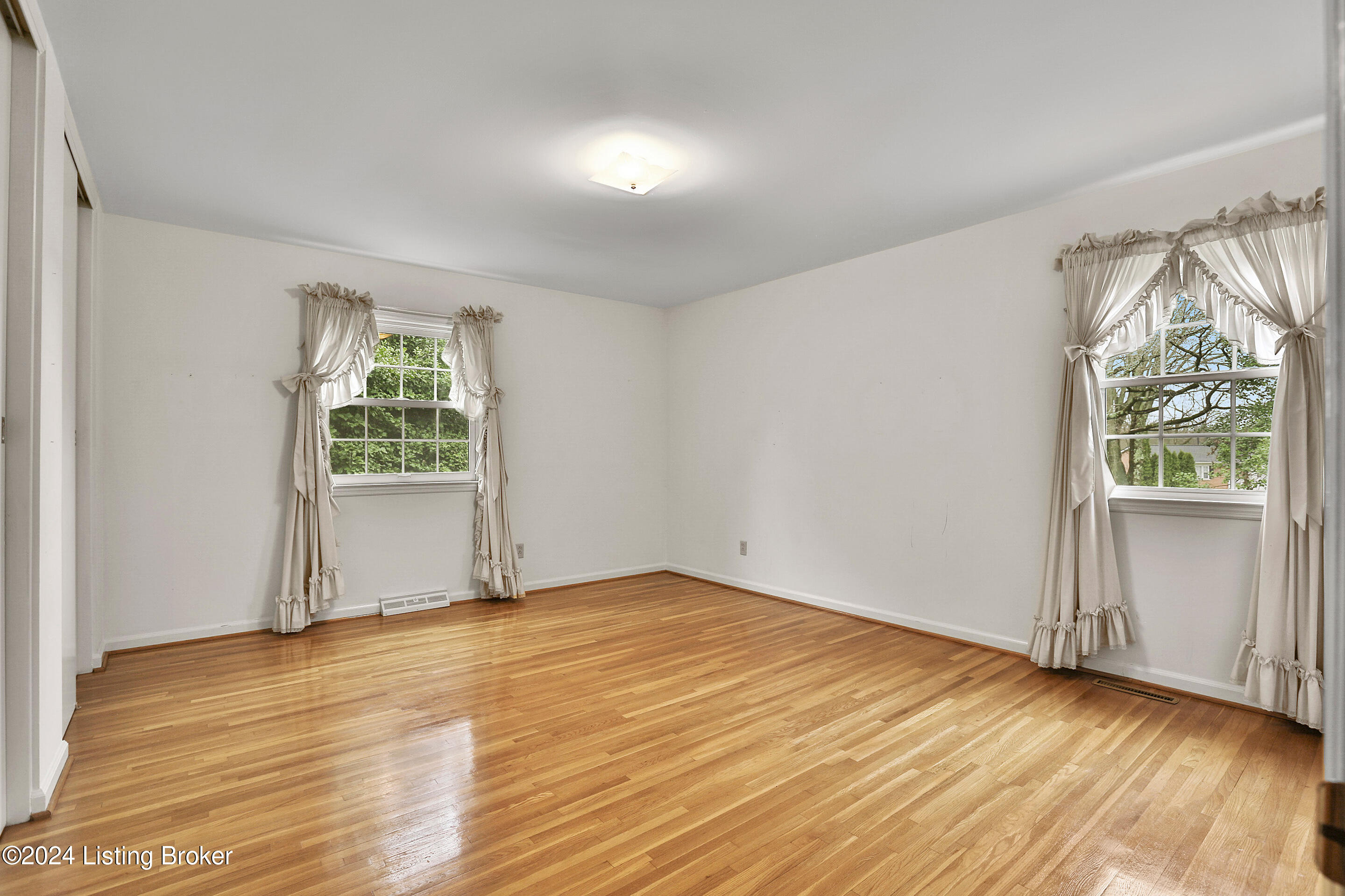 110 Bayberry Road Versailles, KY 40383 - Photo 17 of 33 CT6C8658