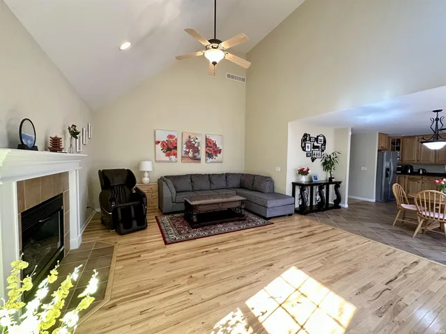 $669,900 | 1576 South Andrew Circle, Bloomington, IN 47401