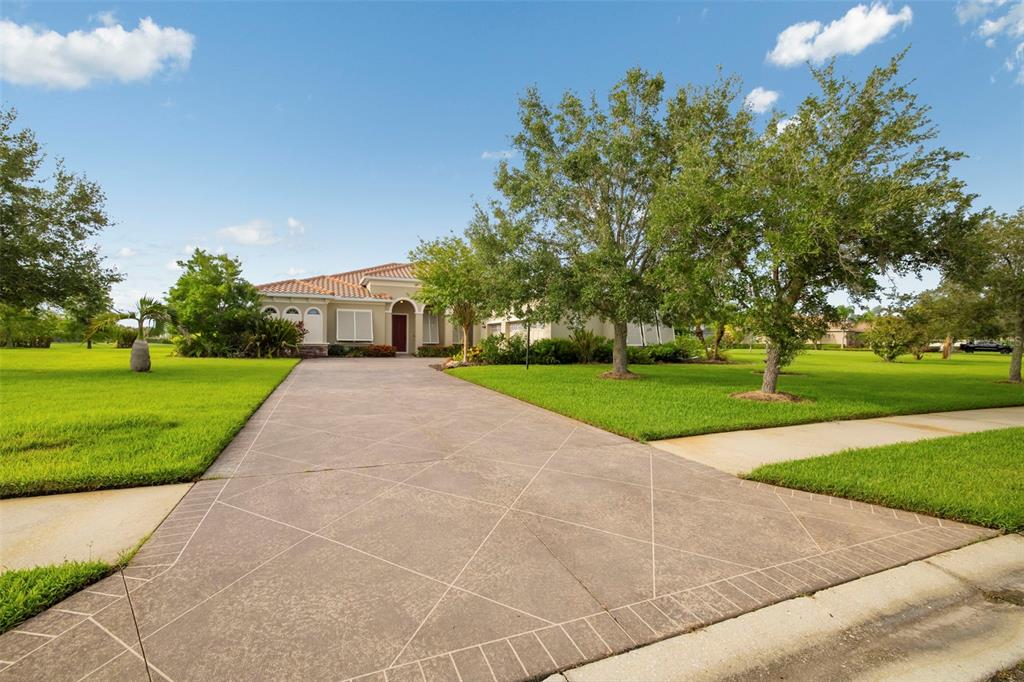 8420 Webber Road Sarasota, FL 34240 - Photo 40 of 100