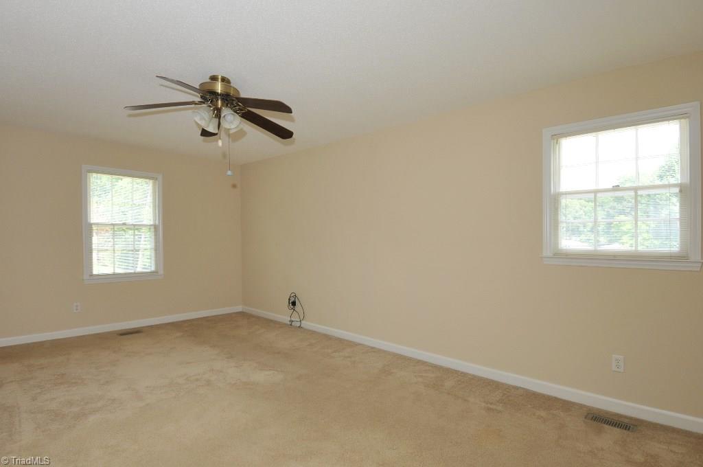 1818 River Dale Road Pfafftown, NC 27040 - Photo 10 of 20 Gallery Image 10