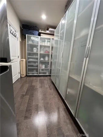 $995,000 | 5255 Zelzah Avenue, Unit 302, Encino, CA 91316