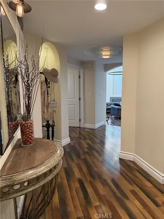 $995,000 | 5255 Zelzah Avenue, Unit 302, Encino, CA 91316