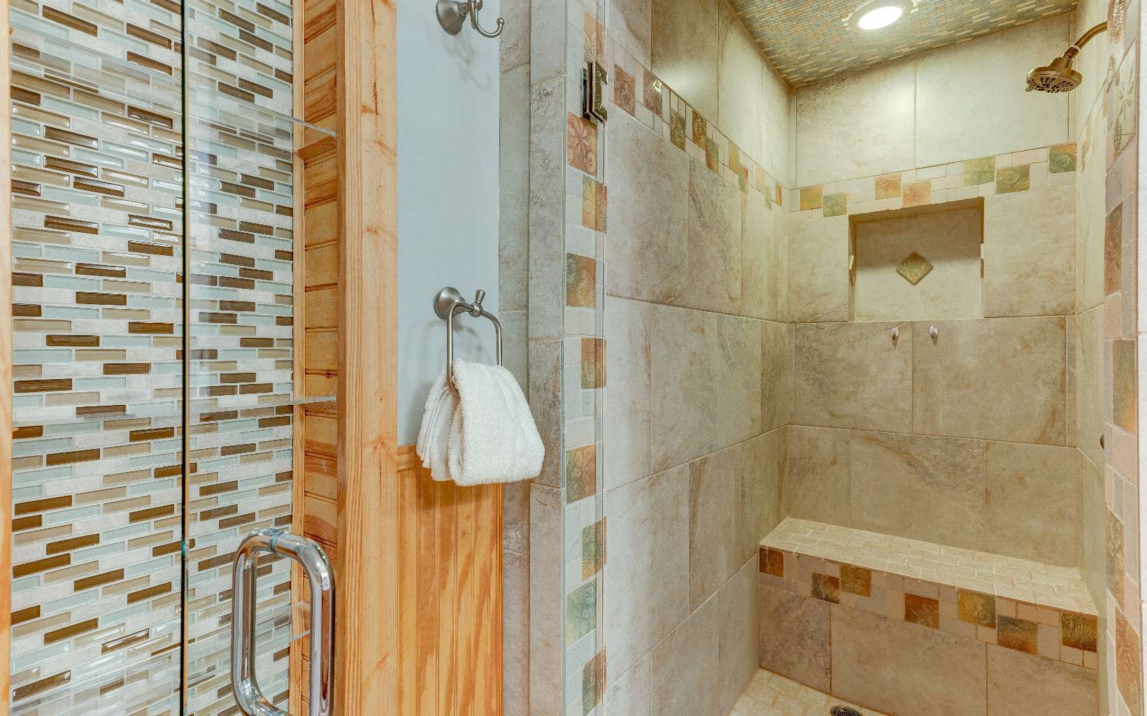 22 Kings Court Ellijay, GA 30540 - Photo 44 of 54 a bathroom with a shower