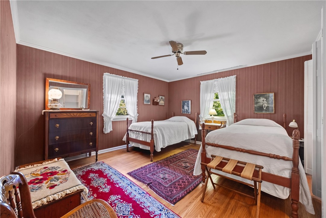 112 Washington Road Pittsford, NY 14534 - Photo 24 of 37 Bedroom
