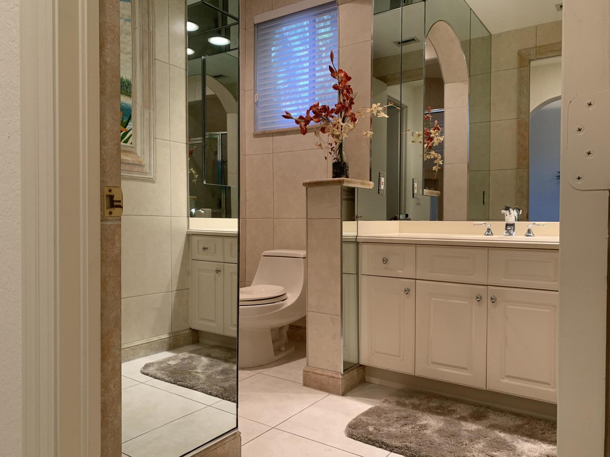 6573 Northwest 39th Terrace Boca Raton, FL 33496 - Photo 23 of 40 Bathroom 3