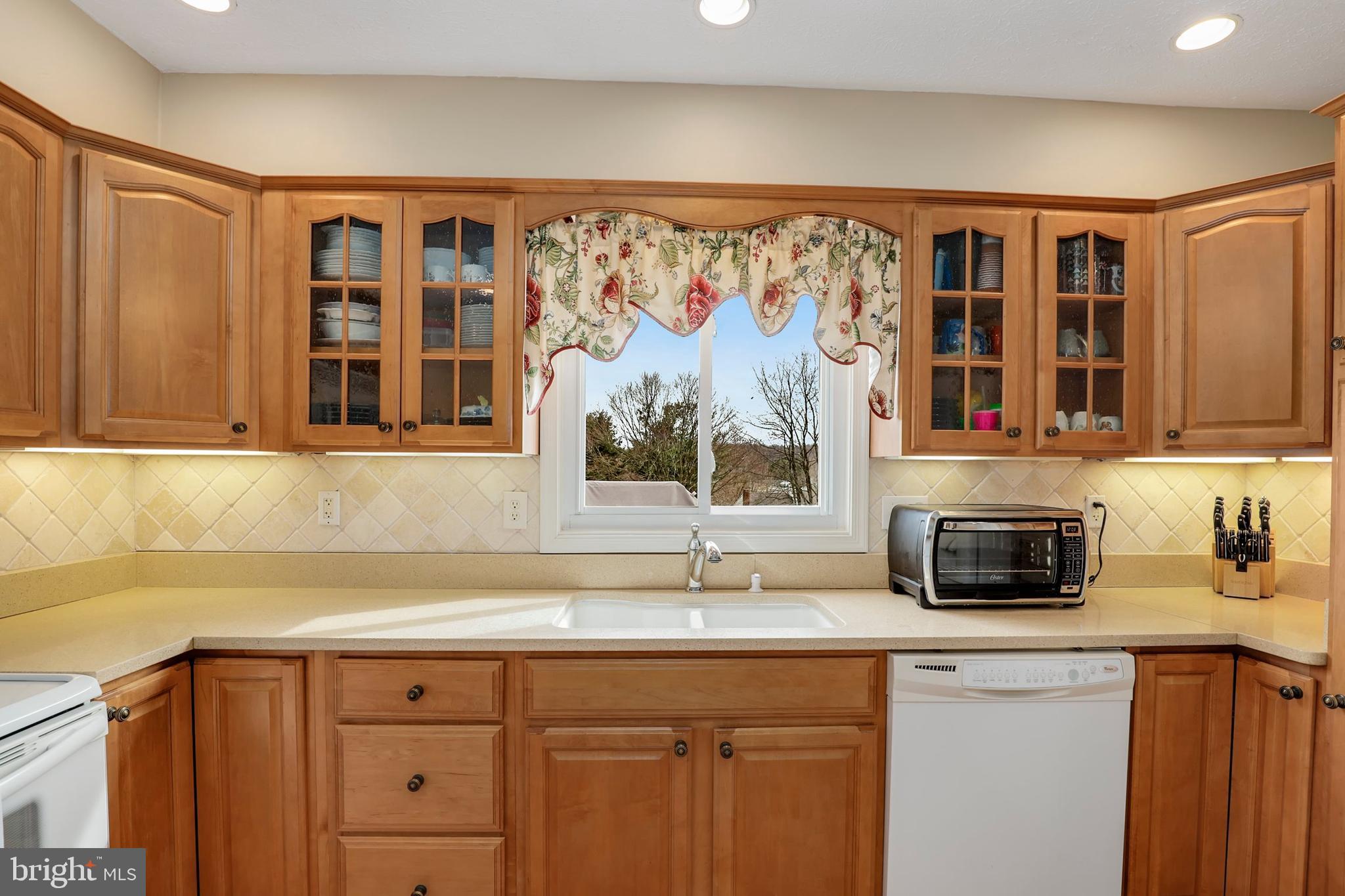 13799 Halane Street Mount Airy, MD 21771 - Photo 7 of 29