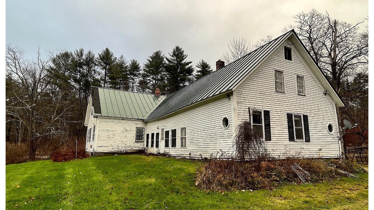 578 West Unity Road Claremont, NH 03743 - Photo 8 of 47 Gallery Image 8