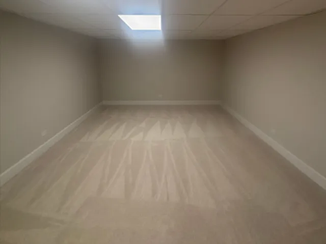 $374,900 | 2084 Kentland Drive, Romeoville, IL 60446