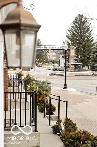 $3,200 | 420 West Main Street, Carmel, IN 46032