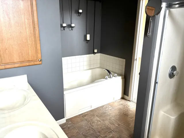 $3,200 | 420 West Main Street, Carmel, IN 46032