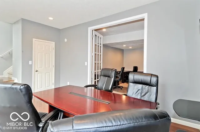 $3,200 | 420 West Main Street, Carmel, IN 46032