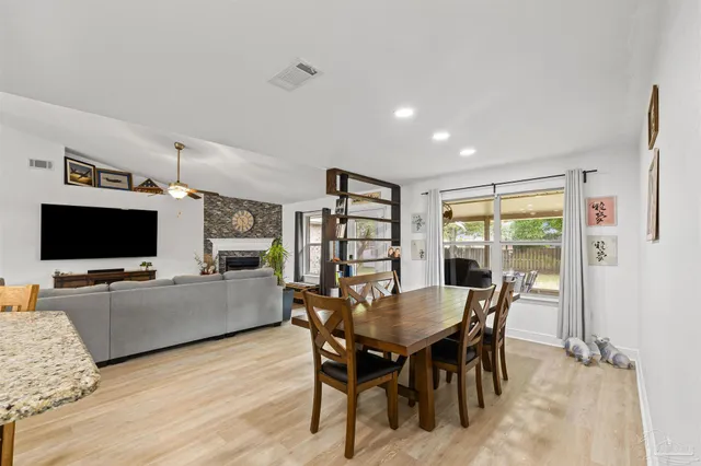 $564,000 | 1509 Woodlawn Way, Gulf Breeze, FL 32563