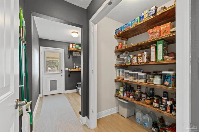 $564,000 | 1509 Woodlawn Way, Gulf Breeze, FL 32563