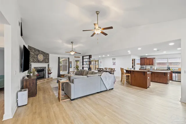 $564,000 | 1509 Woodlawn Way, Gulf Breeze, FL 32563