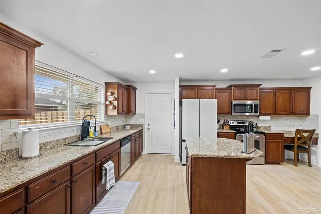 $564,000 | 1509 Woodlawn Way, Gulf Breeze, FL 32563