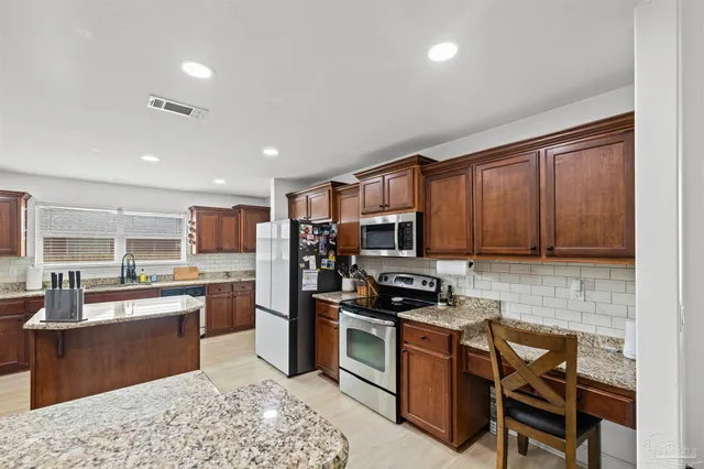 $564,000 | 1509 Woodlawn Way, Gulf Breeze, FL 32563