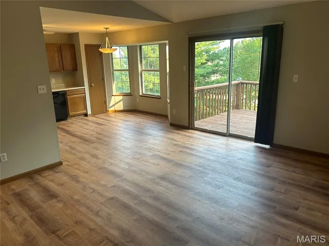 $142,000 | 195 Harvest Moon Court, Unit C, St. Peters, MO 63304