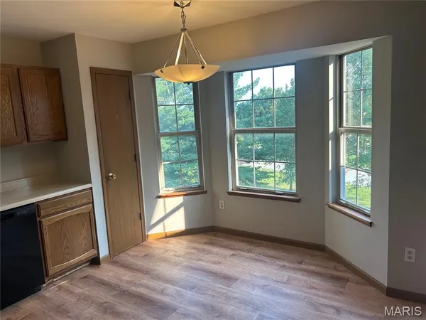 $142,000 | 195 Harvest Moon Court, Unit C, St. Peters, MO 63304