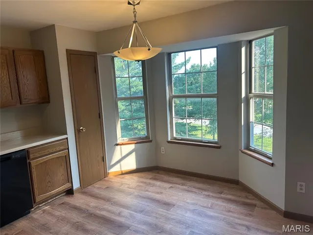 $142,000 | 195 Harvest Moon Court, Unit C, St. Peters, MO 63304