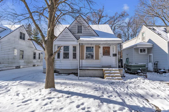 $1,600 | 11319 Tecumseh Avenue, Redford, MI 48239