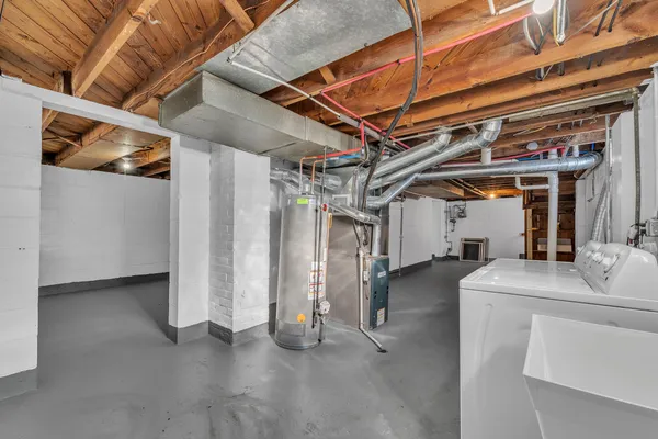 $1,600 | 11319 Tecumseh Avenue, Redford, MI 48239