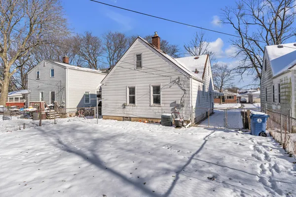 $1,600 | 11319 Tecumseh Avenue, Redford, MI 48239