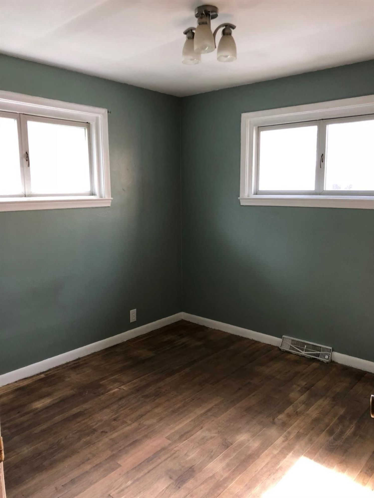 34851 Richard Street Wayne, MI 48184 - Photo 11 of 15 Photo 11