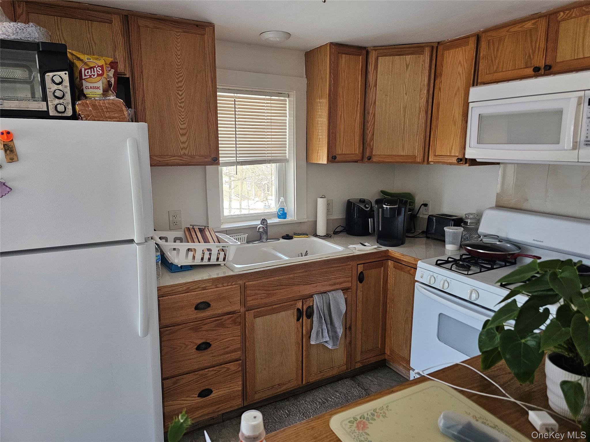 11 Philcox Road Middletown, NY 10940 - Photo 3 of 11